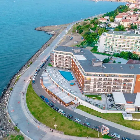 апарт-хотел парадизо 4* Несебър