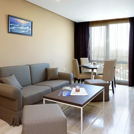Paradiso Apartahotel
